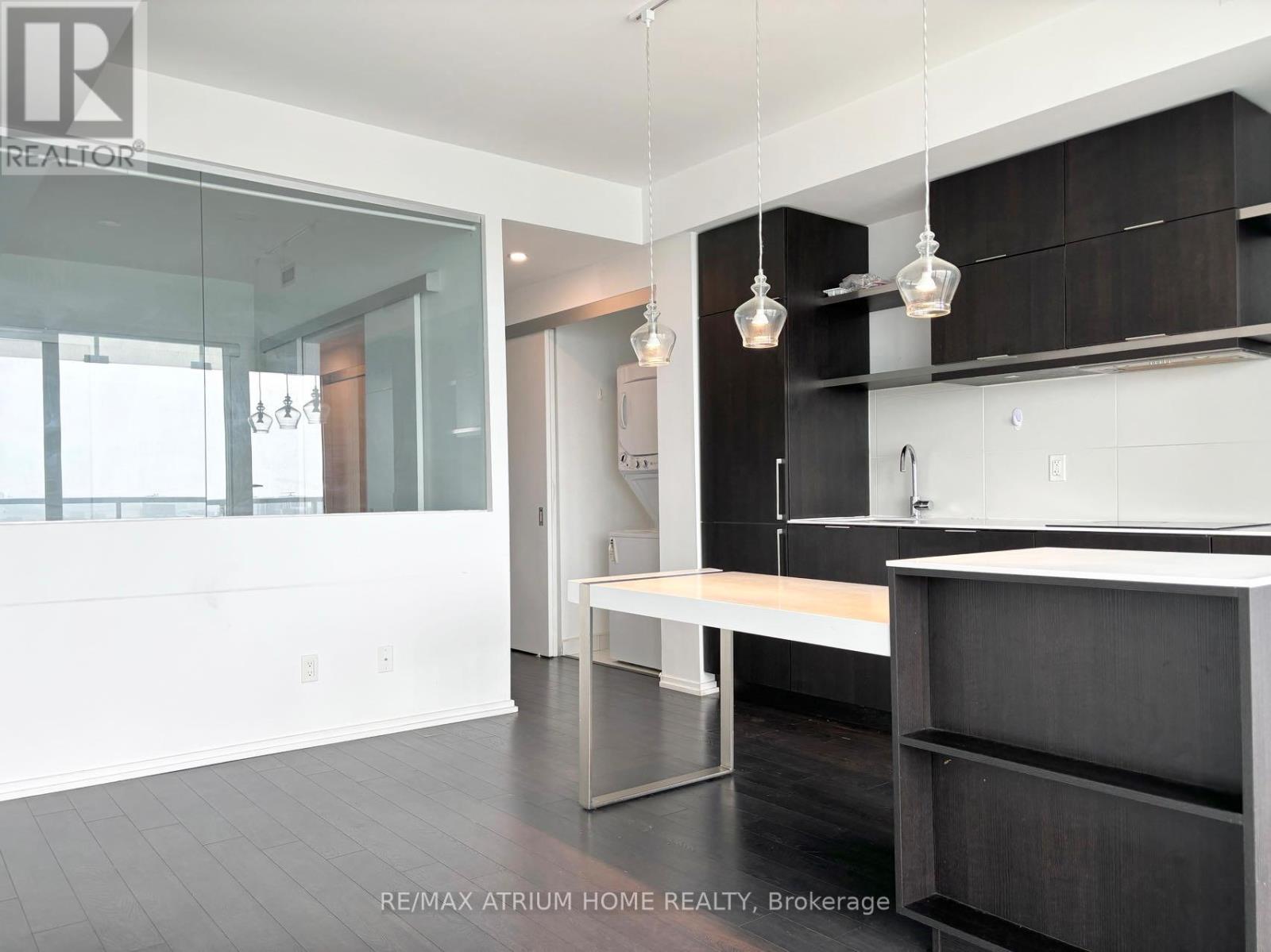 4911 - 197 YONGE STREET, Toronto, Ontario