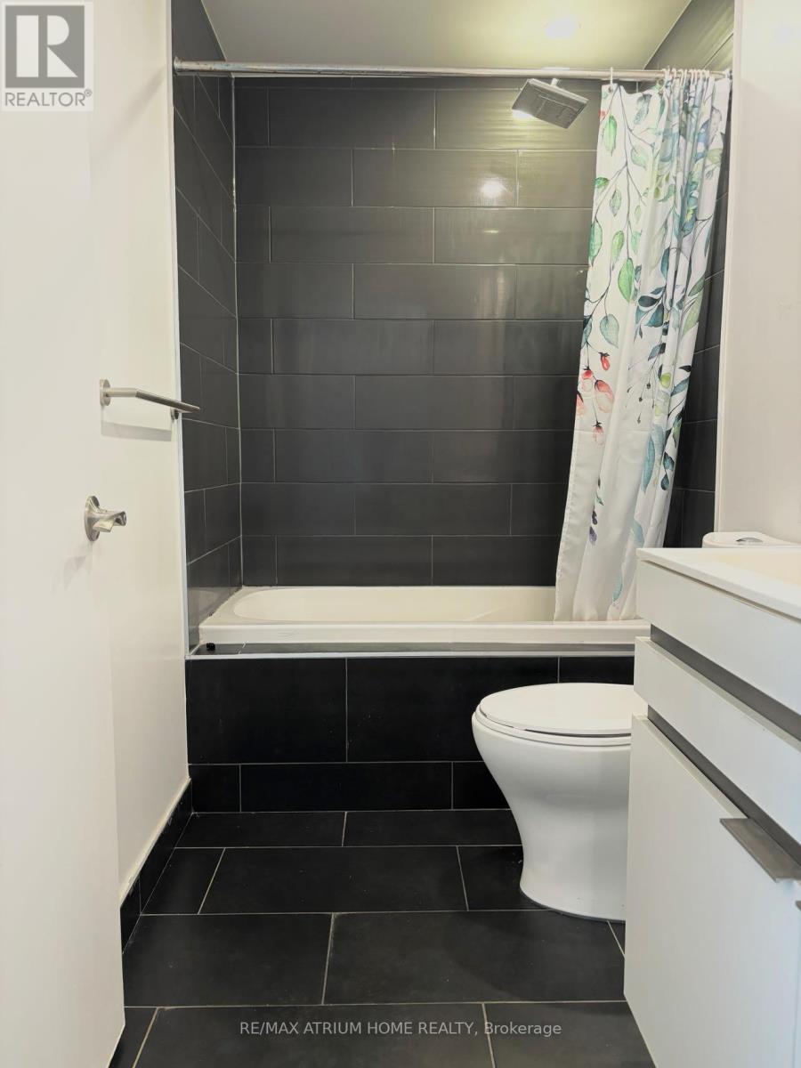 4911 - 197 Yonge Street, Toronto, Ontario  M5B 1M4 - Photo 6 - C12902024