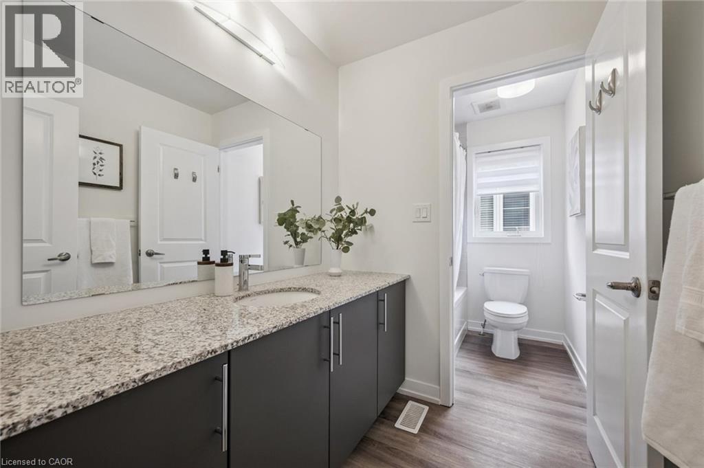 205 West Oak Trail Unit# 26, Kitchener, Ontario  N2R 0R9 - Photo 32 - 40812028