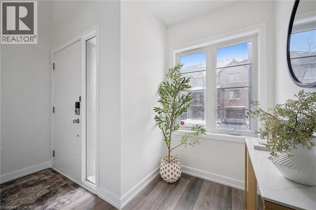 205 West Oak Trail Unit# 26, Kitchener, Ontario  N2R 0R9 - Photo 6 - 40812028