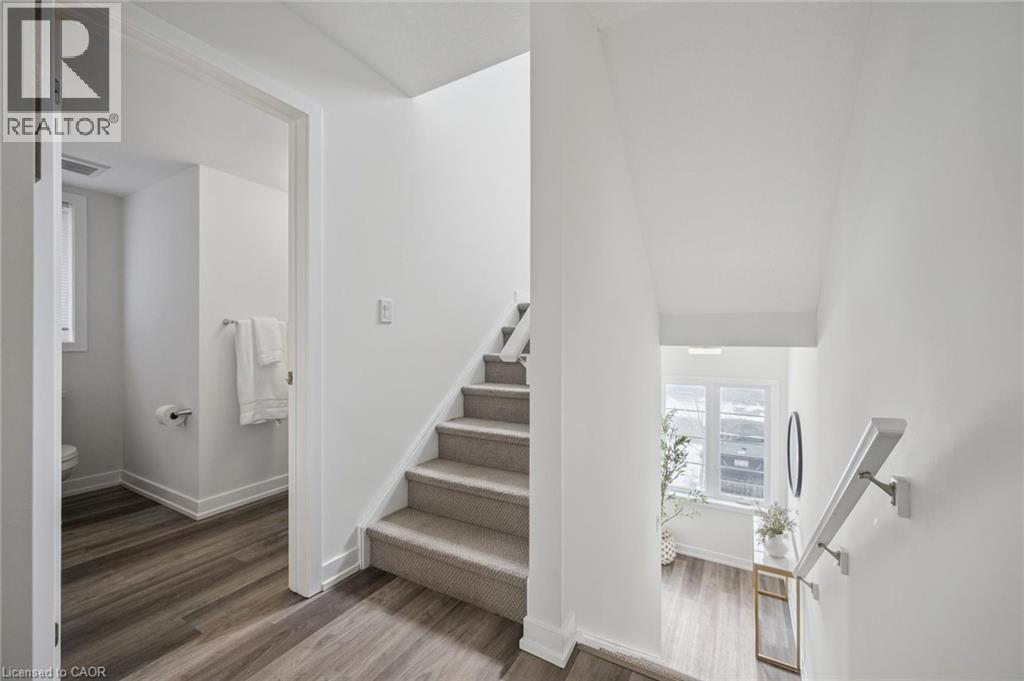 205 West Oak Trail Unit# 26, Kitchener, Ontario  N2R 0R9 - Photo 9 - 40812028