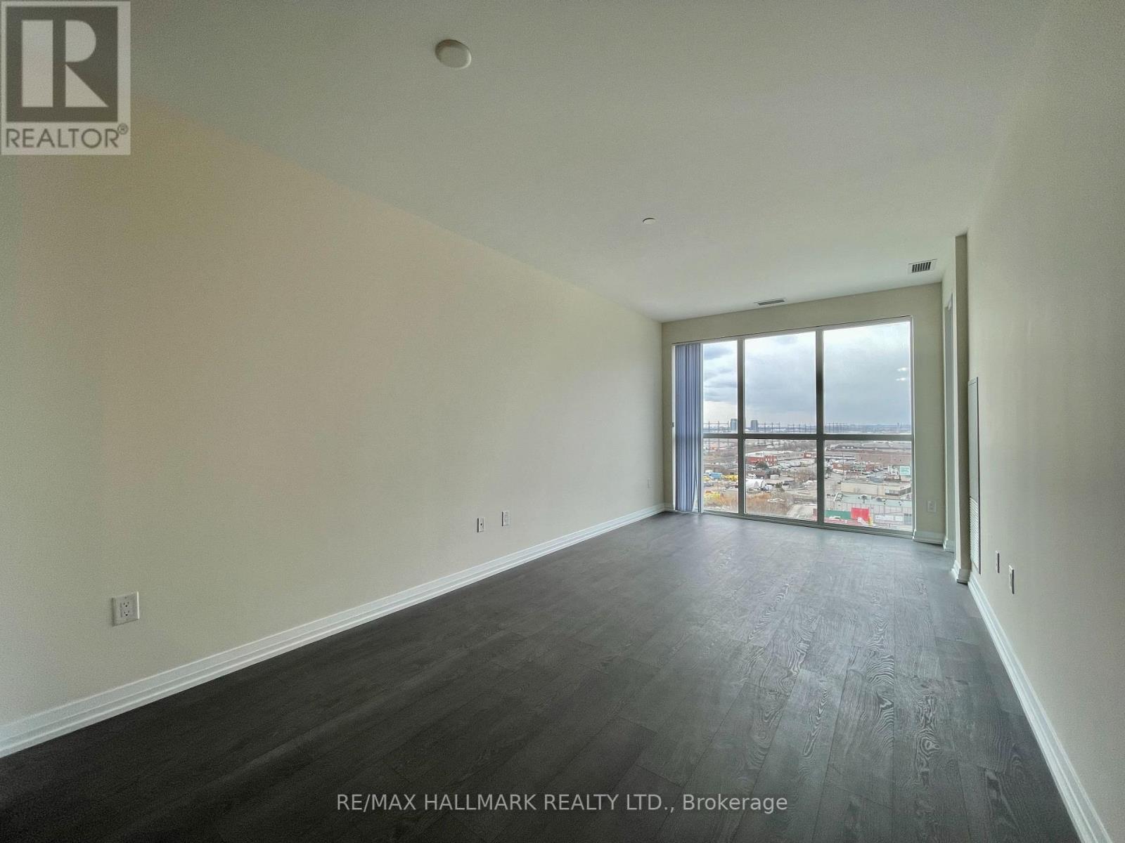 808 - 50 Thomas Riley Road, Toronto, Ontario  M9B 0C5 - Photo 3 - W12902034