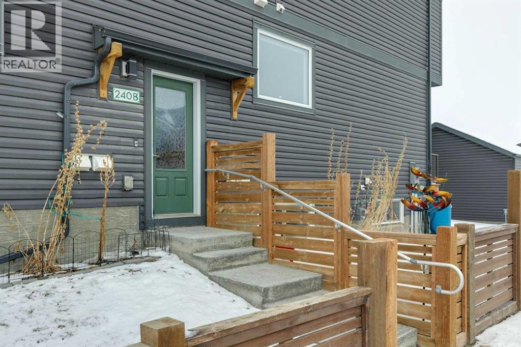 240 Lucas Avenue NW, Calgary, Alberta  T3P 1N3 - Photo 46 - A2294109