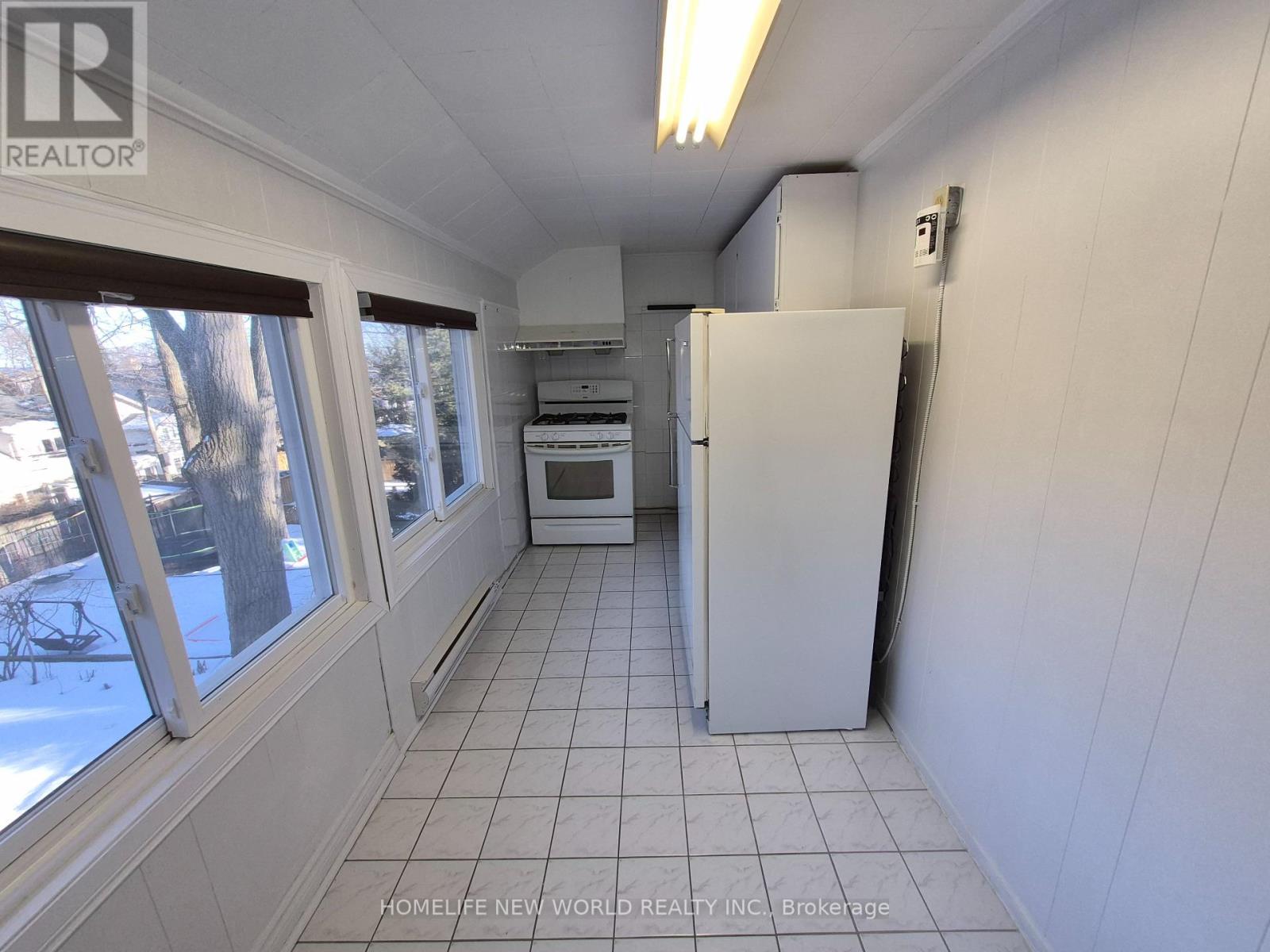 2nd Floor - 37 Kingswood Road, Toronto (The Beaches), Ontario  M4E 3N4 - Photo 6 - E12841472