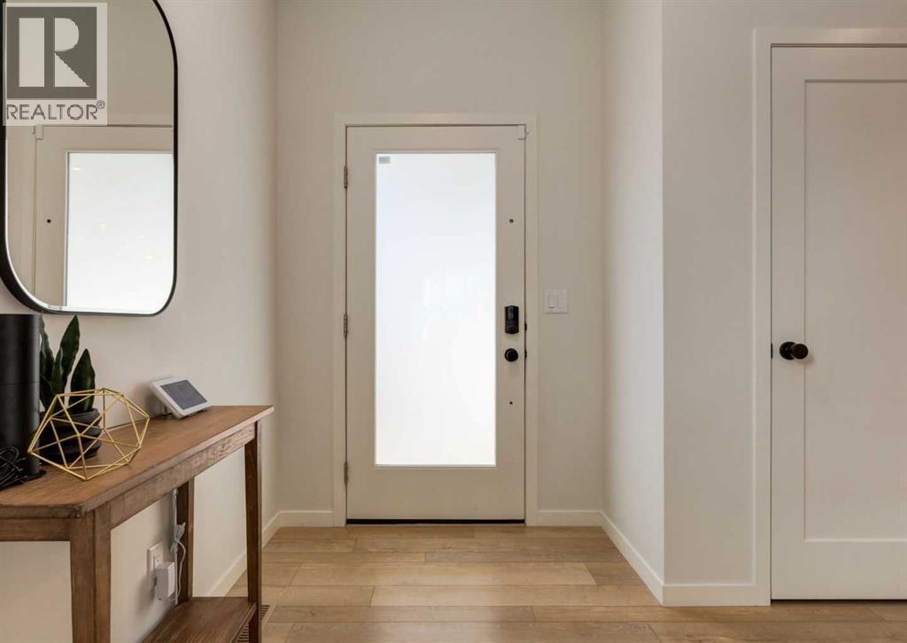 44 West Grove Link Sw, Calgary, Alberta  T3H 6E3 - Photo 2 - A2294687