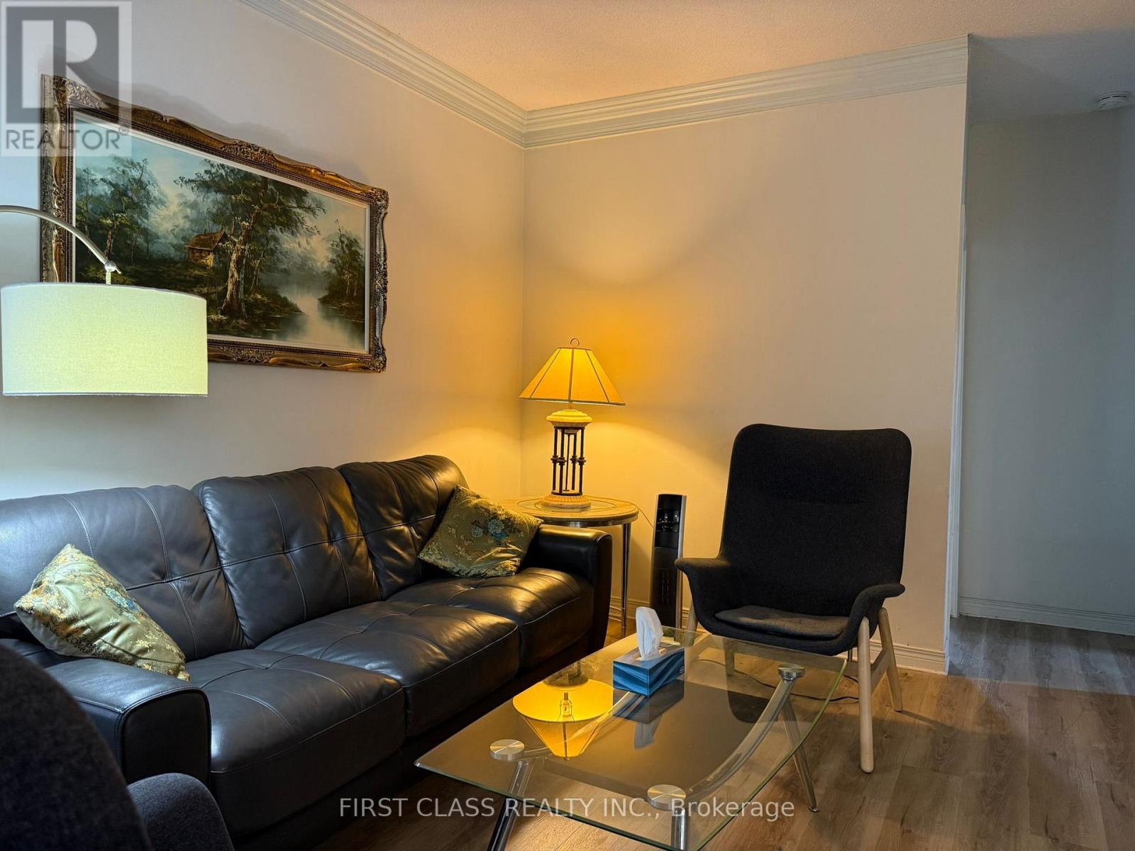 3 - 366 Lippincott Street, Toronto (University), Ontario  M5S 2P7 - Photo 4 - C12902046