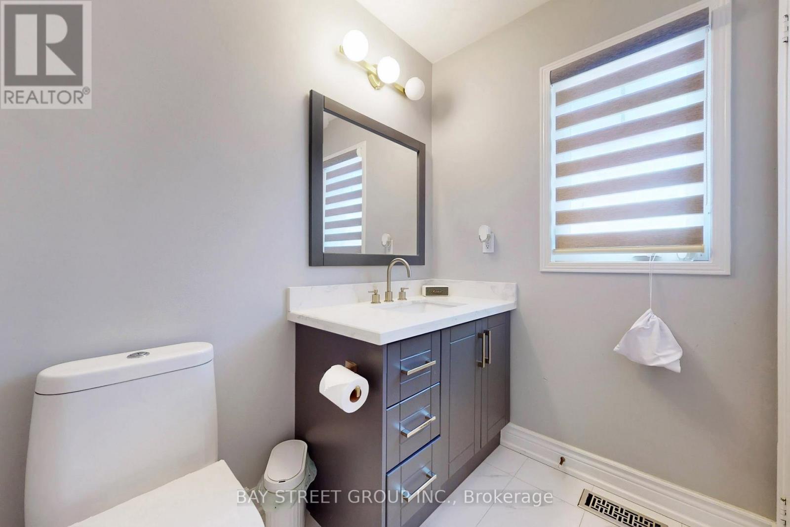 73 All Points Drive, Whitchurch-Stouffville, Ontario  L4A 0W6 - Photo 29 - N12902040