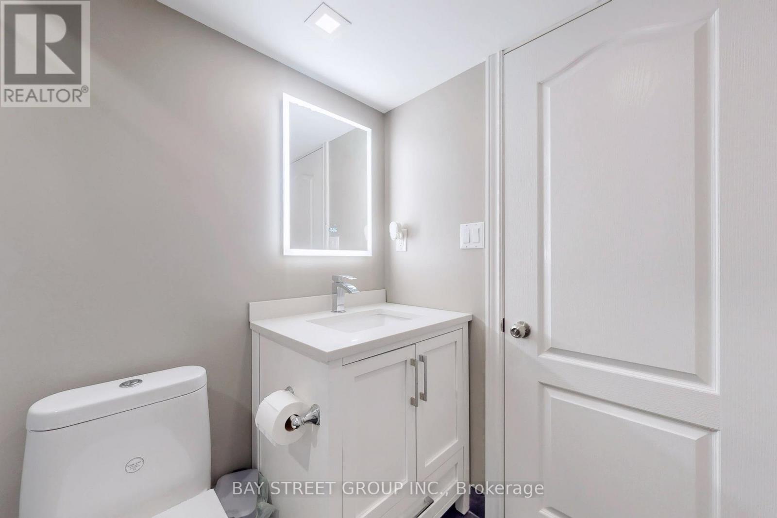 73 All Points Drive, Whitchurch-Stouffville, Ontario  L4A 0W6 - Photo 43 - N12902040