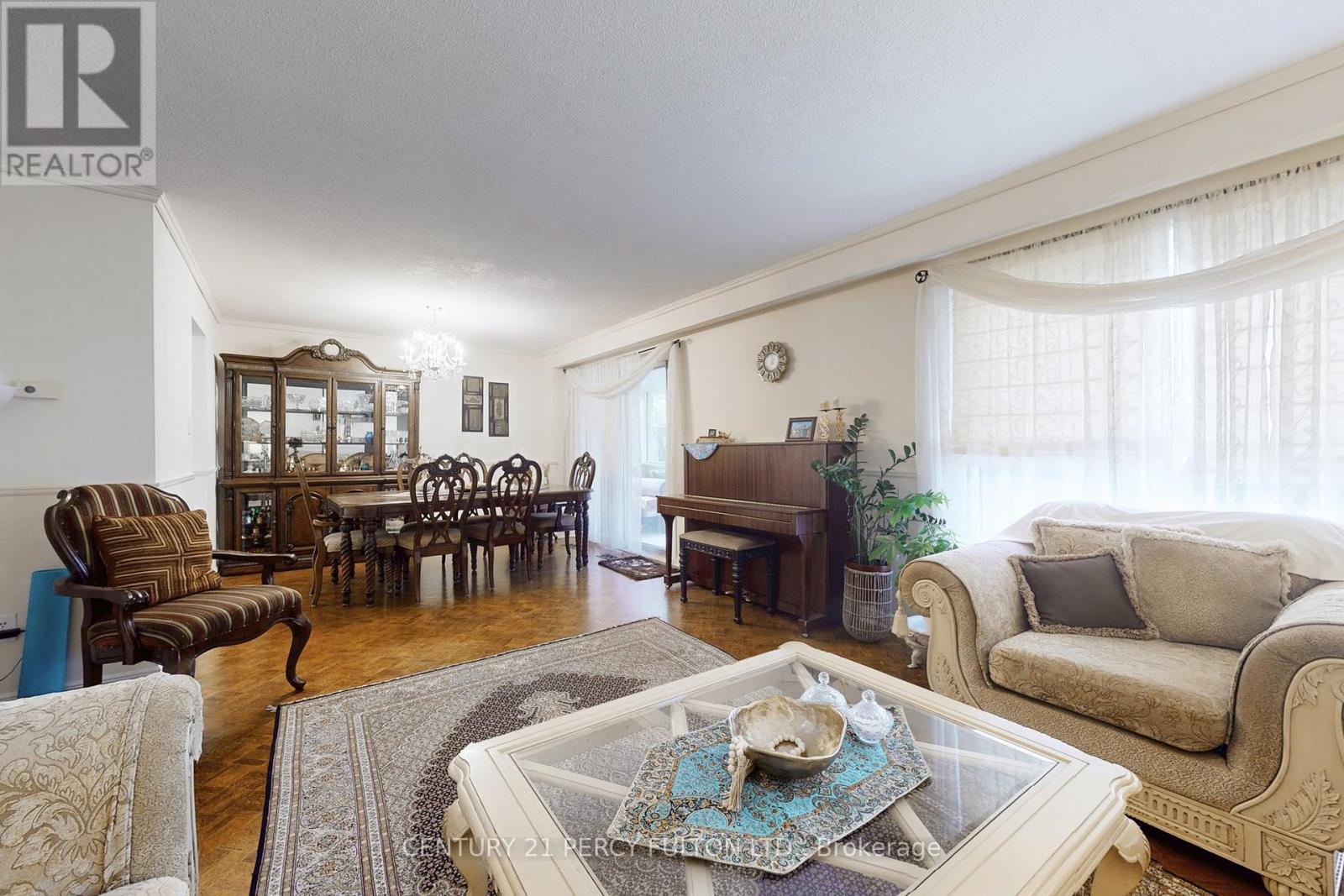 169 Willowbrook Road, Markham, Ontario  L3T 5L5 - Photo 11 - N12902042