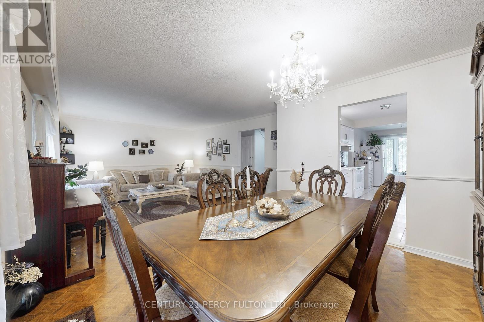 169 Willowbrook Road, Markham, Ontario  L3T 5L5 - Photo 14 - N12902042