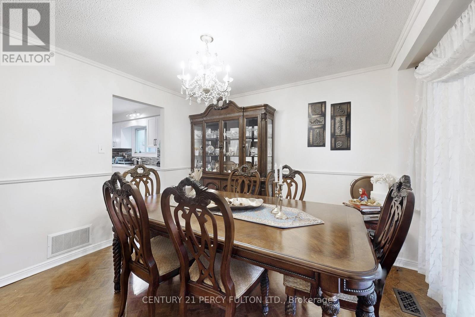 169 Willowbrook Road, Markham, Ontario  L3T 5L5 - Photo 15 - N12902042