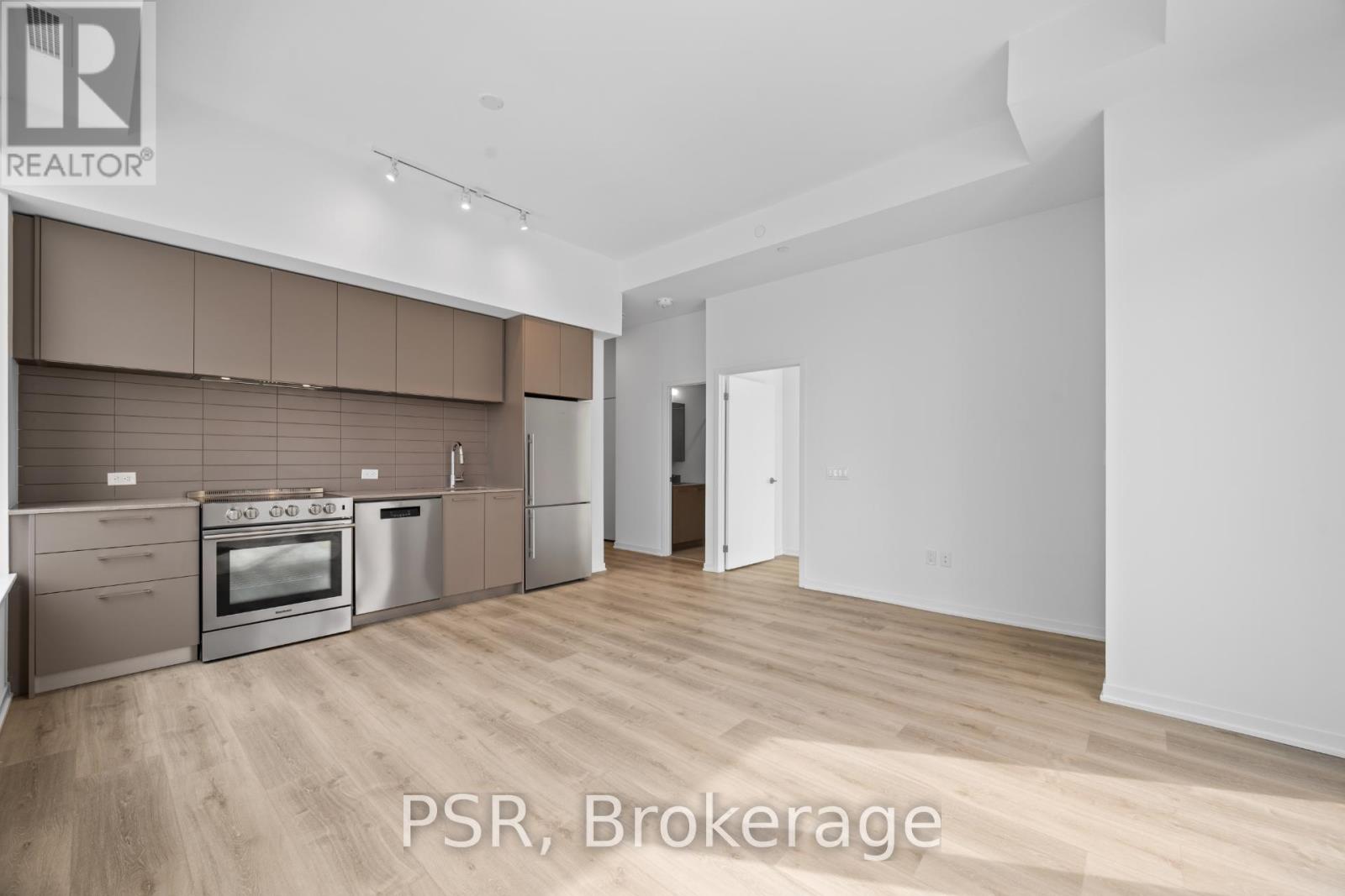 1909 - 101 Roehampton Avenue, Toronto, Ontario  M4P 2W2 - Photo 4 - C12882812