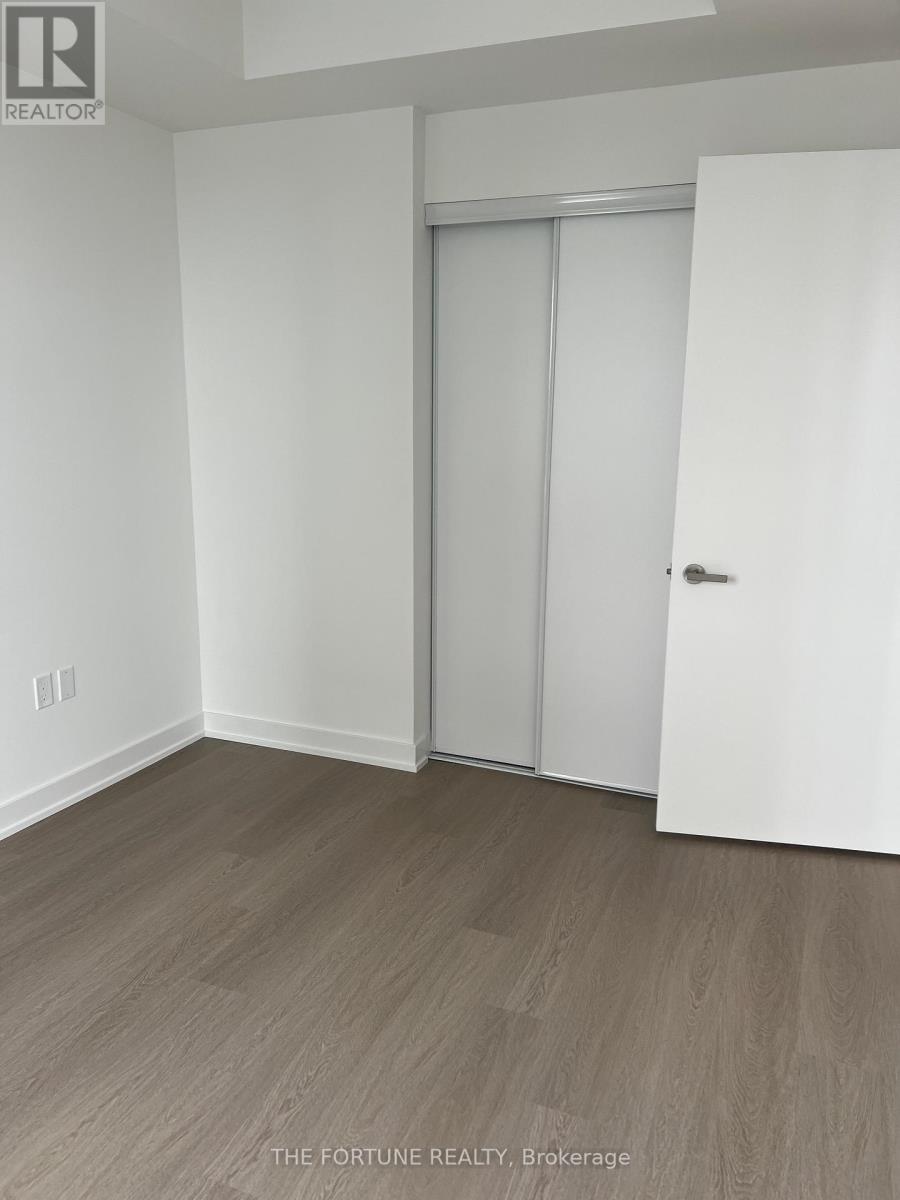 1412 - 448 Burnhamthorpe Road W, Mississauga, Ontario  L5B 0R4 - Photo 17 - W12902048