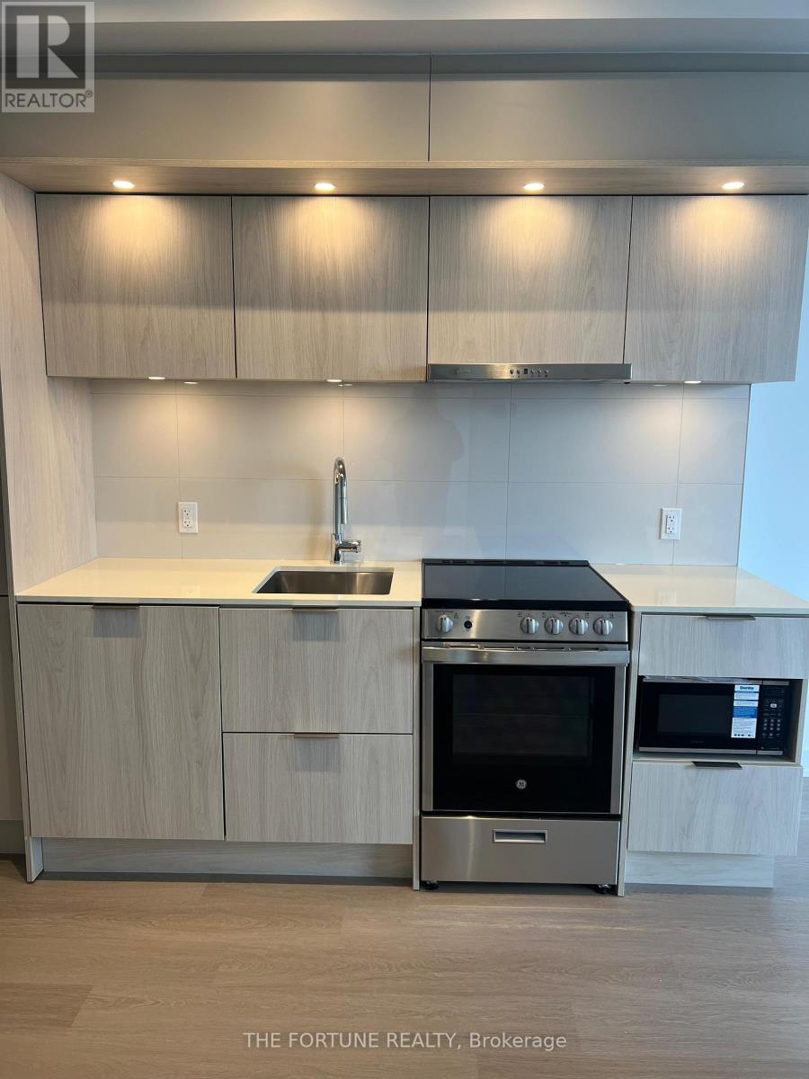 1412 - 448 Burnhamthorpe Road W, Mississauga, Ontario  L5B 0R4 - Photo 18 - W12902048