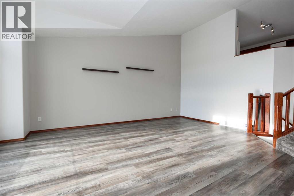 26 Raabis Street, Red Deer, Alberta  T4P 3P1 - Photo 5 - A2277764