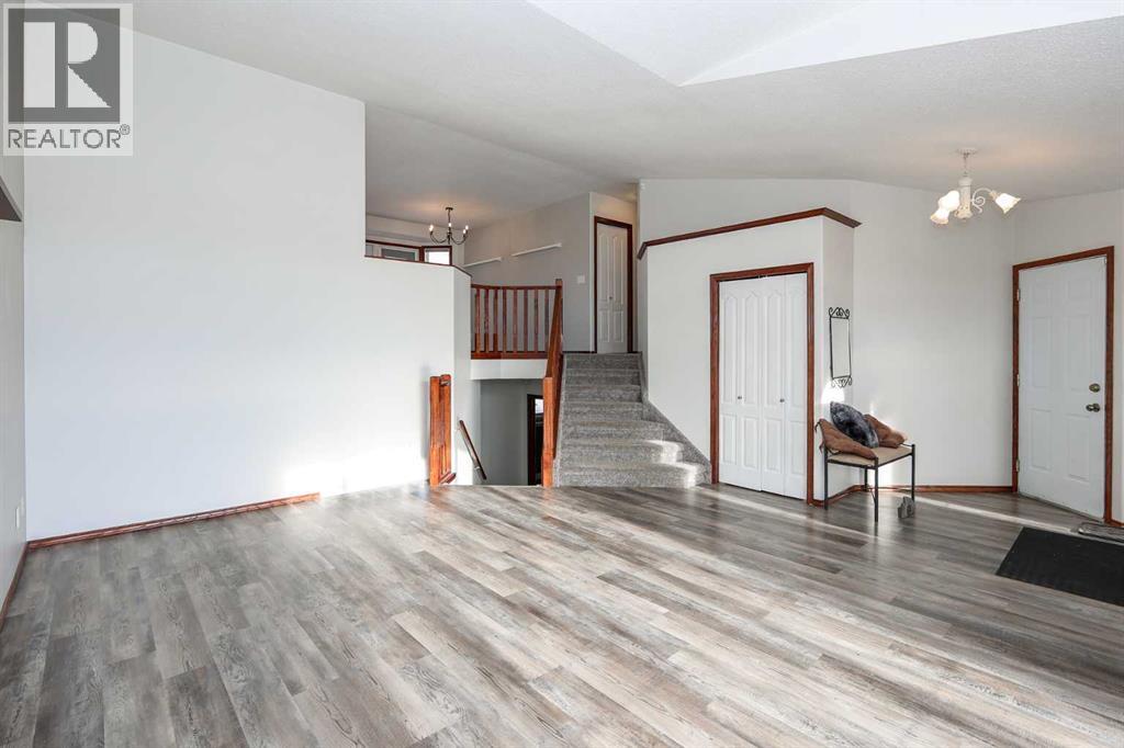 26 Raabis Street, Red Deer, Alberta  T4P 3P1 - Photo 6 - A2277764