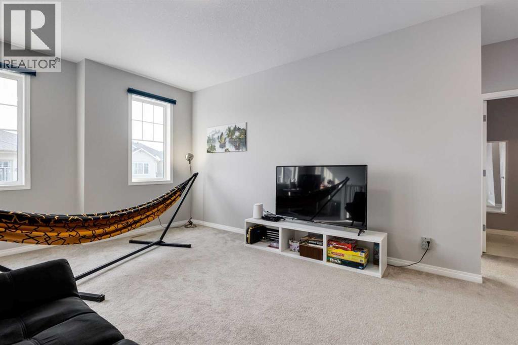 68 Yorkstone Grove Sw, Calgary, Alberta  T2X 4K6 - Photo 17 - A2281668