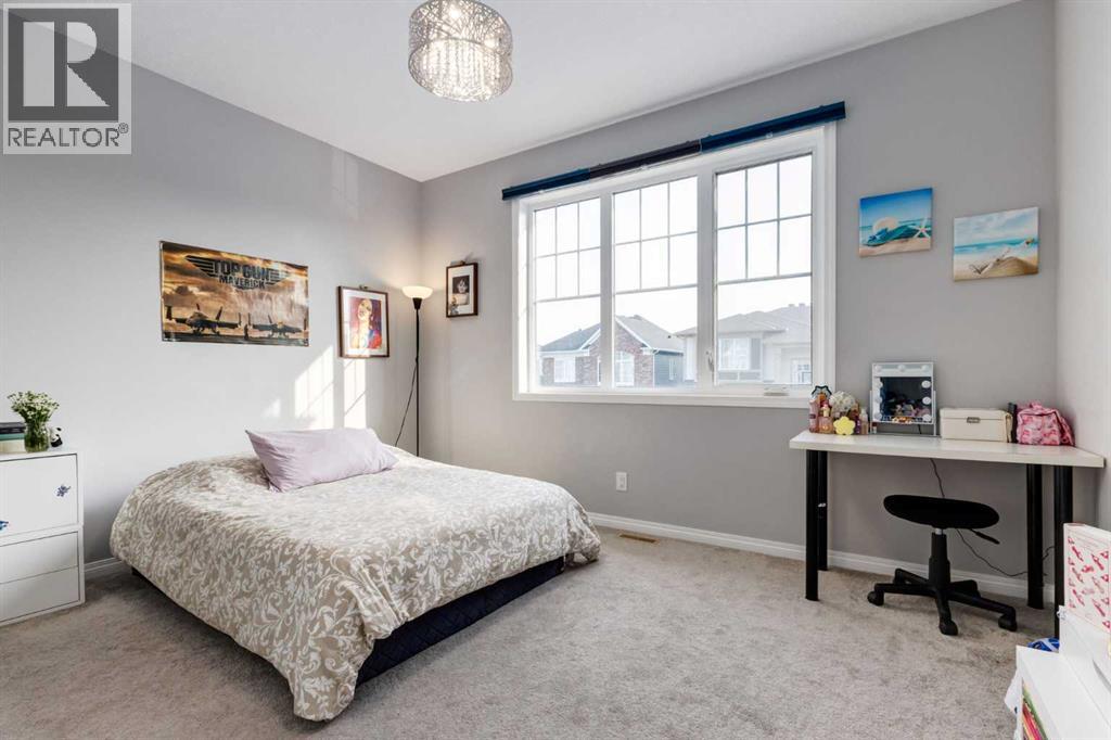 68 Yorkstone Grove Sw, Calgary, Alberta  T2X 4K6 - Photo 26 - A2281668