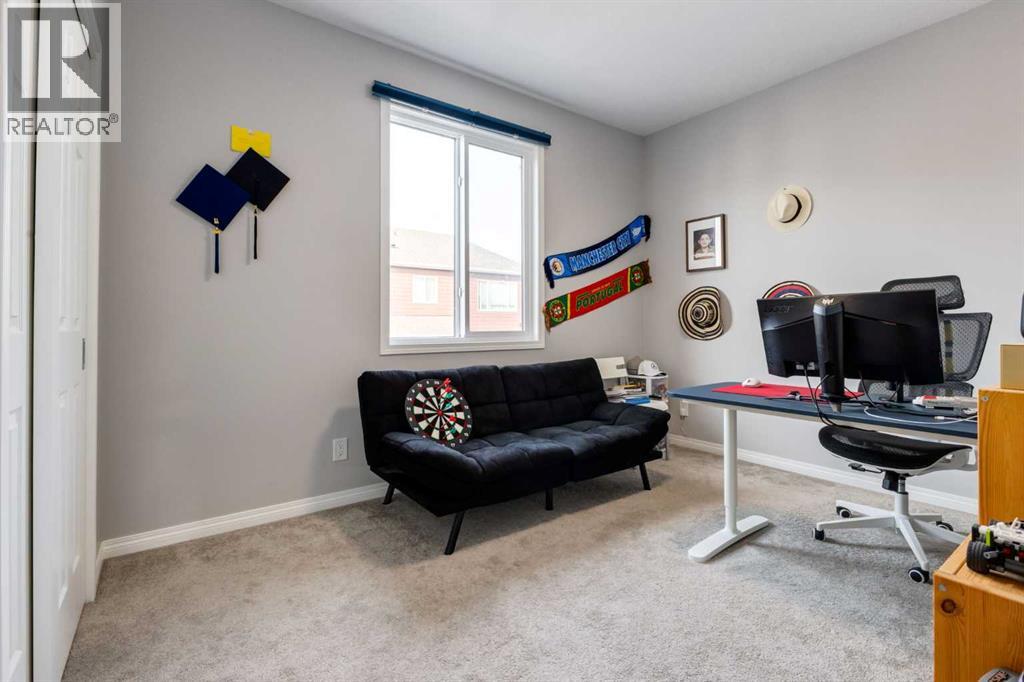 68 Yorkstone Grove Sw, Calgary, Alberta  T2X 4K6 - Photo 30 - A2281668