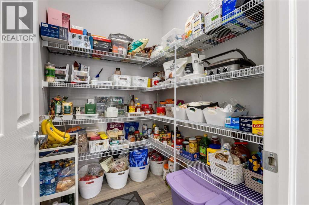 68 Yorkstone Grove Sw, Calgary, Alberta  T2X 4K6 - Photo 9 - A2281668