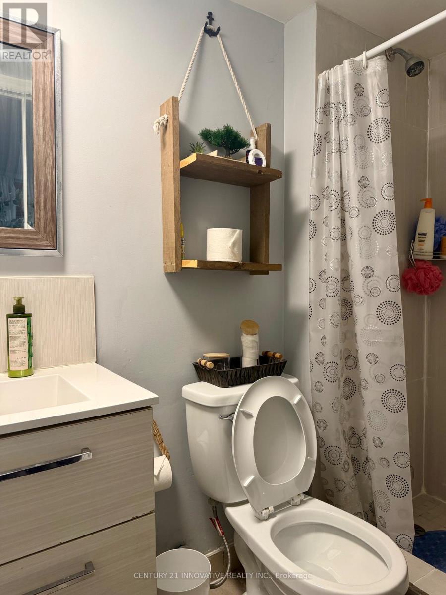 WALKOUT BASEMENT - 53 ANGIER CRESCENT, Ajax, Ontario