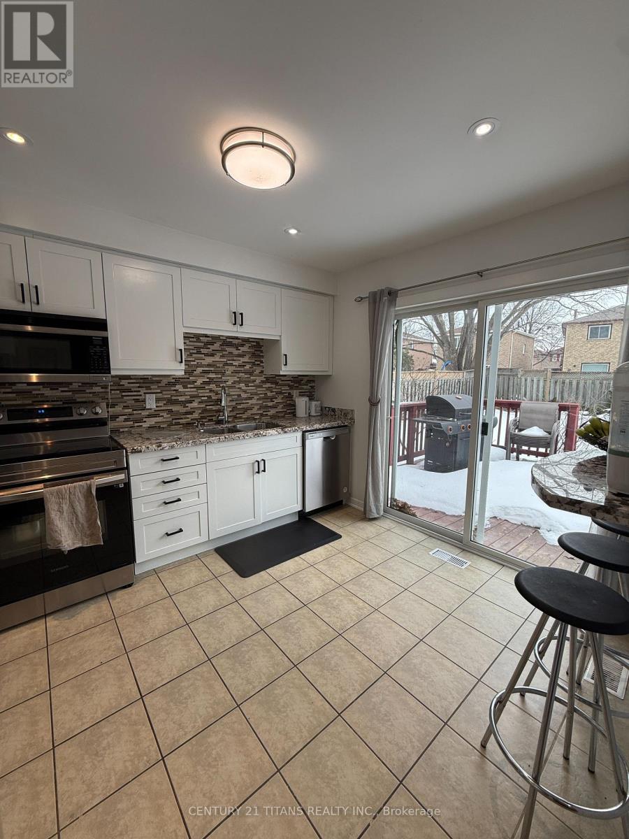 40 Ravenscroft Road, Ajax, Ontario  L1T 1W2 - Photo 9 - E12900468