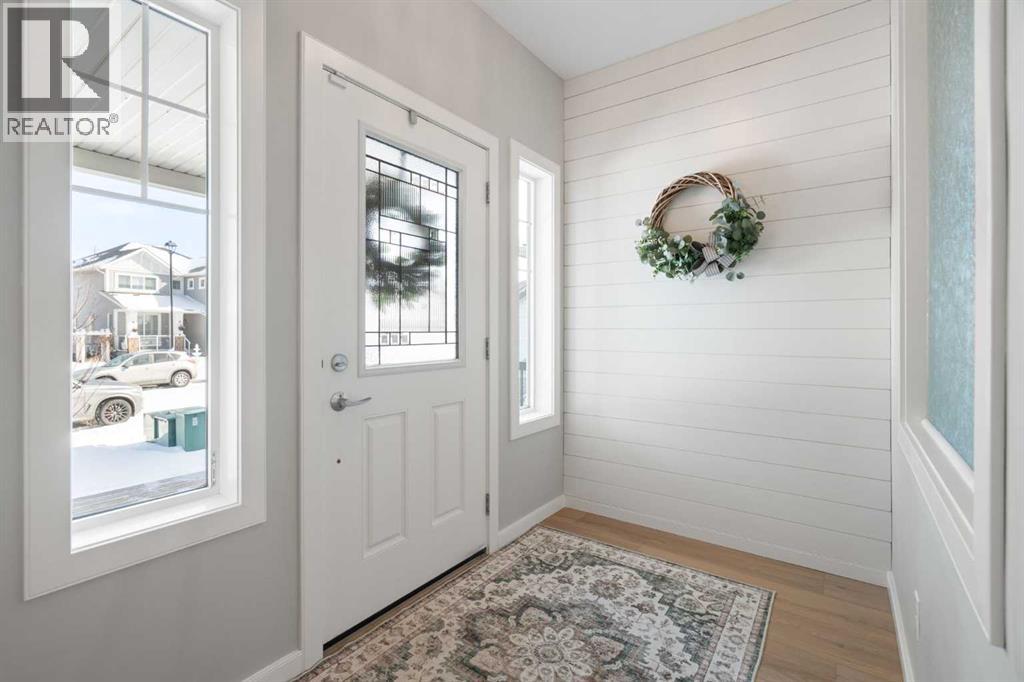 360 Bayside Crescent Sw, Airdrie, Alberta  T4B 1H1 - Photo 2 - A2293923