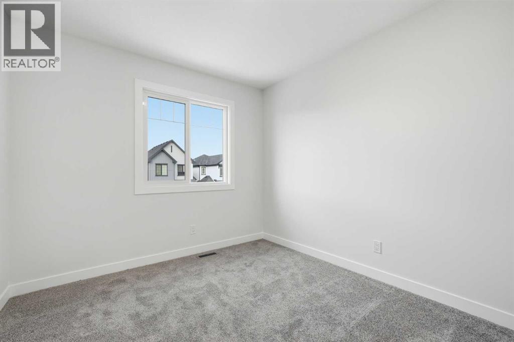 596 Buffaloberry Manor Se, Calgary, Alberta  T3M 3Z1 - Photo 17 - A2291353