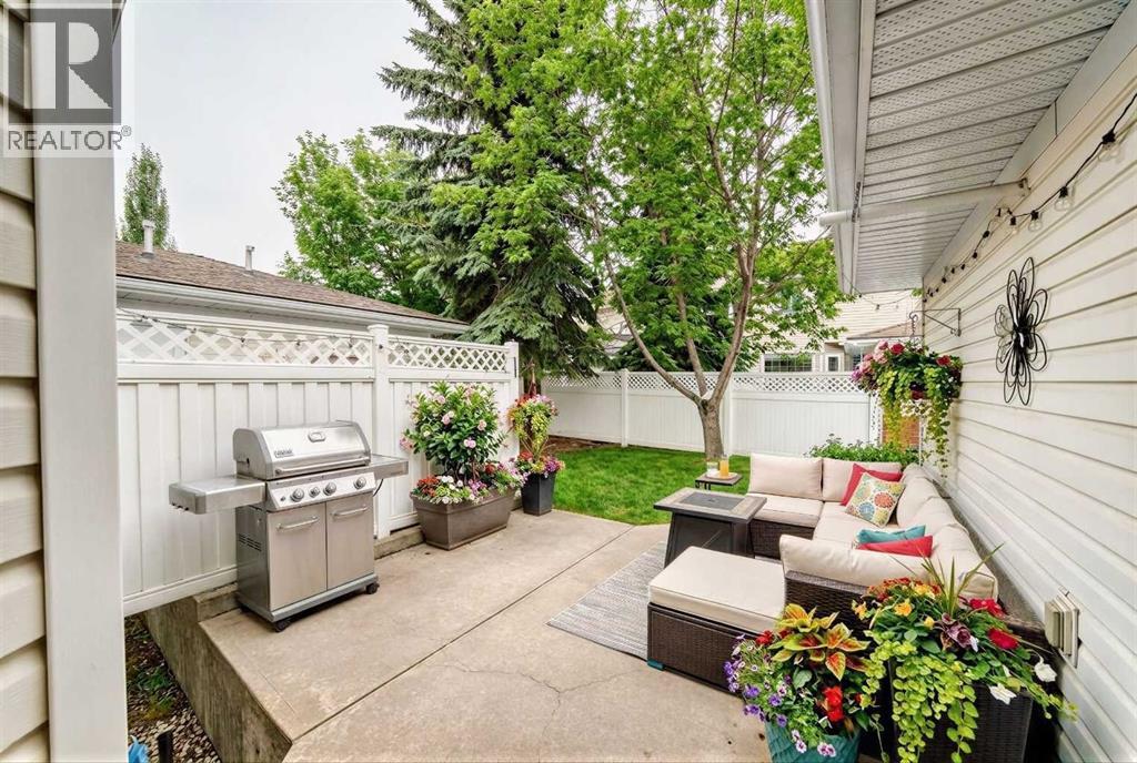 63 Sierra Morena Gardens SW, Calgary, Alberta  t3H 3P4 - Photo 15 - A2293898