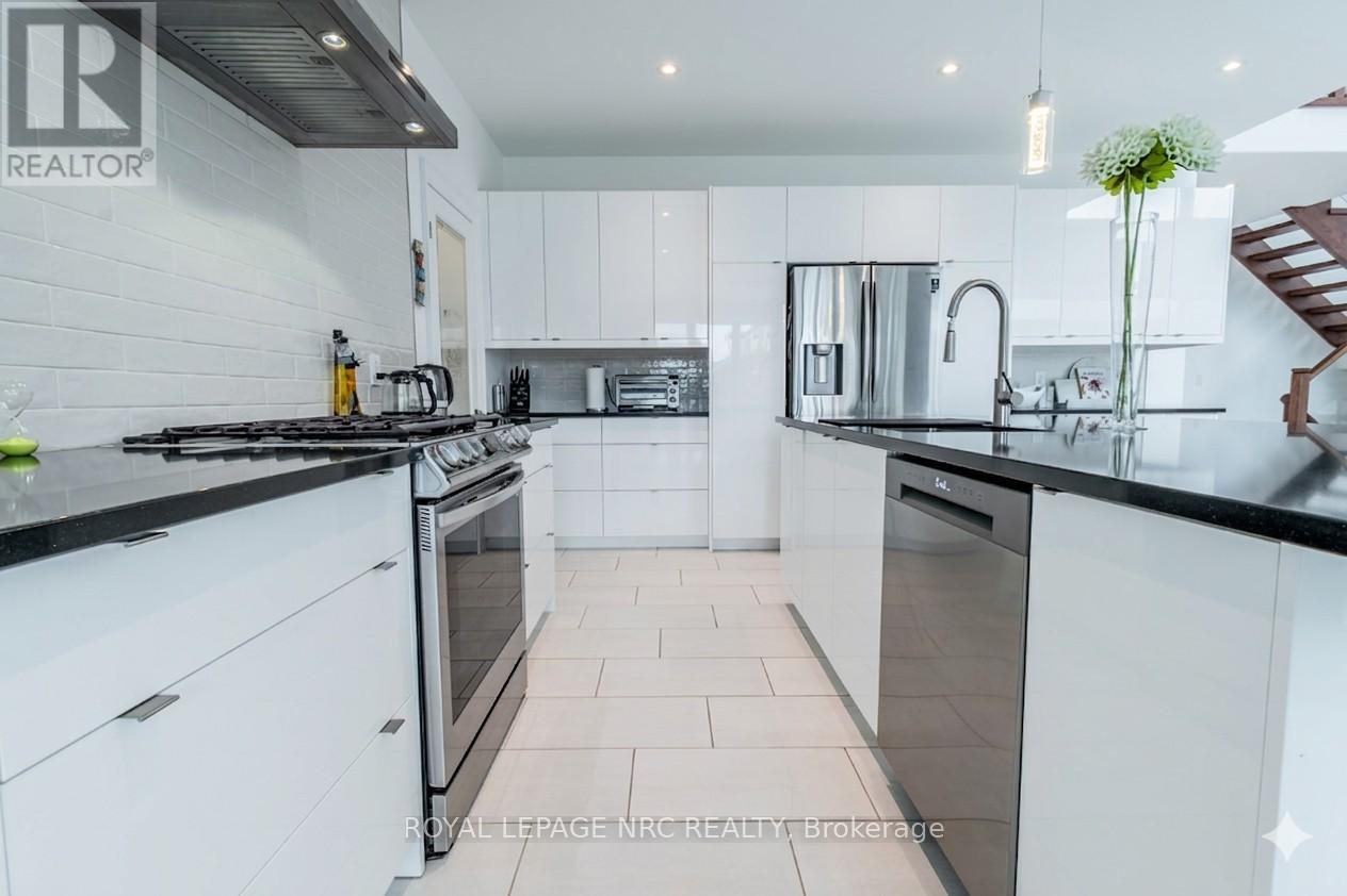 8945 Emily Boulevard, Niagara Falls, Ontario  L2H 3T1 - Photo 21 - X12899094