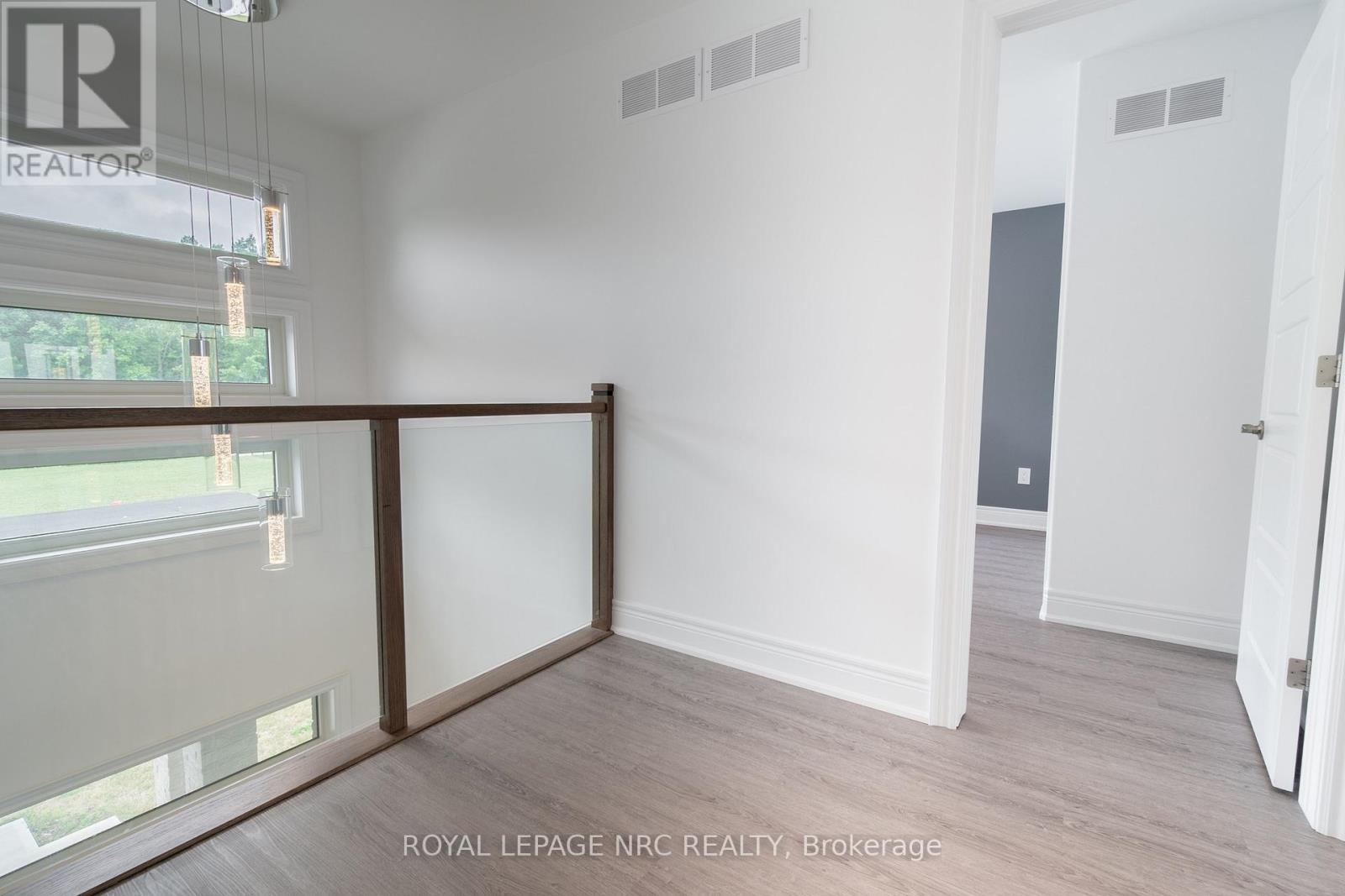 8945 Emily Boulevard, Niagara Falls, Ontario  L2H 3T1 - Photo 33 - X12899094