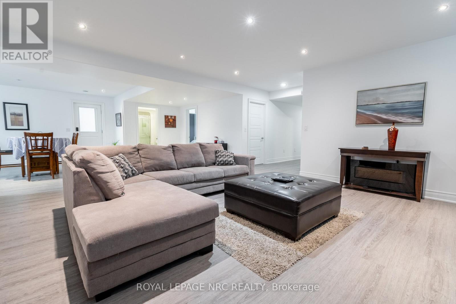 8945 Emily Boulevard, Niagara Falls, Ontario  L2H 3T1 - Photo 41 - X12899094