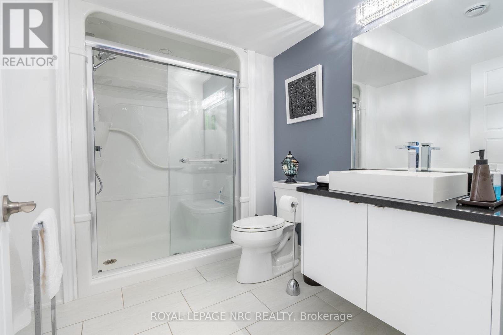 8945 Emily Boulevard, Niagara Falls, Ontario  L2H 3T1 - Photo 44 - X12899094