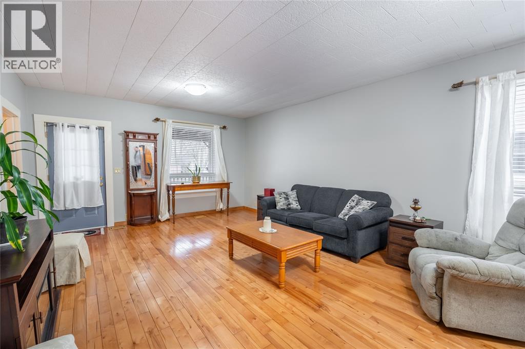 19 Degge Street, Chatham, Ontario  N7M 4X3 - Photo 7 - 26003396