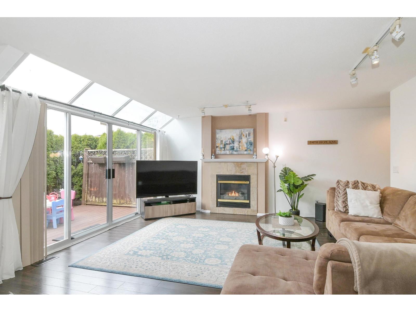 22 20881 87 Avenue, Langley, British Columbia  V1M 3X1 - Photo 4 - R3073668