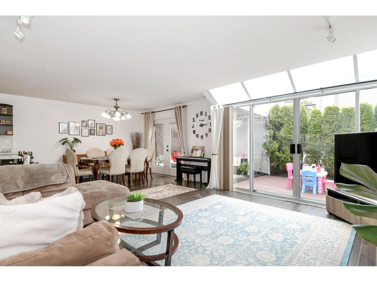 22 20881 87 Avenue, Langley, British Columbia  V1M 3X1 - Photo 3 - R3073668