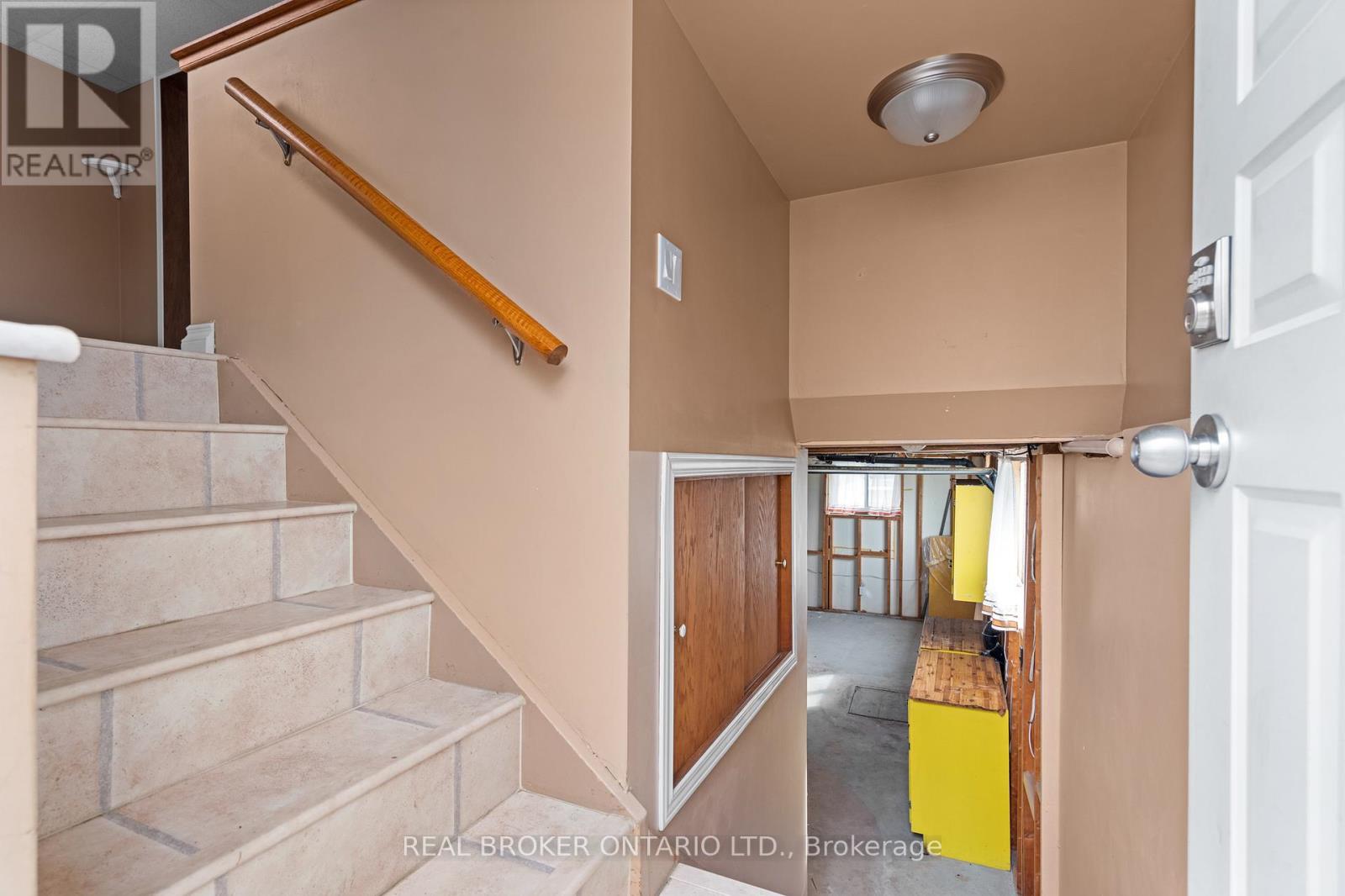 1621 Second Avenue, St. Catharines (Rural Fourth), Ontario  L2R 6P9 - Photo 21 - X12902092