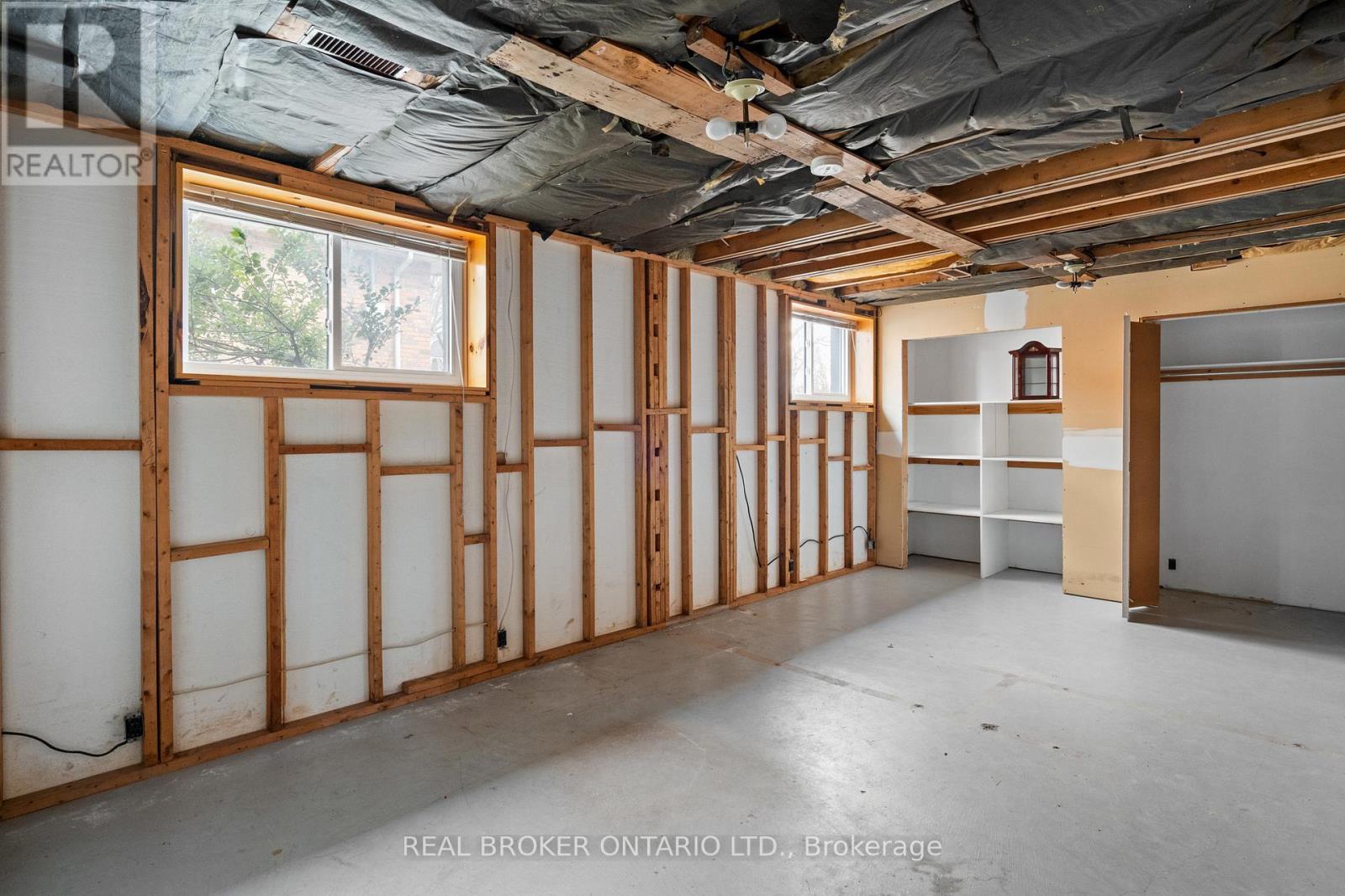 1621 Second Avenue, St. Catharines (Rural Fourth), Ontario  L2R 6P9 - Photo 25 - X12902092