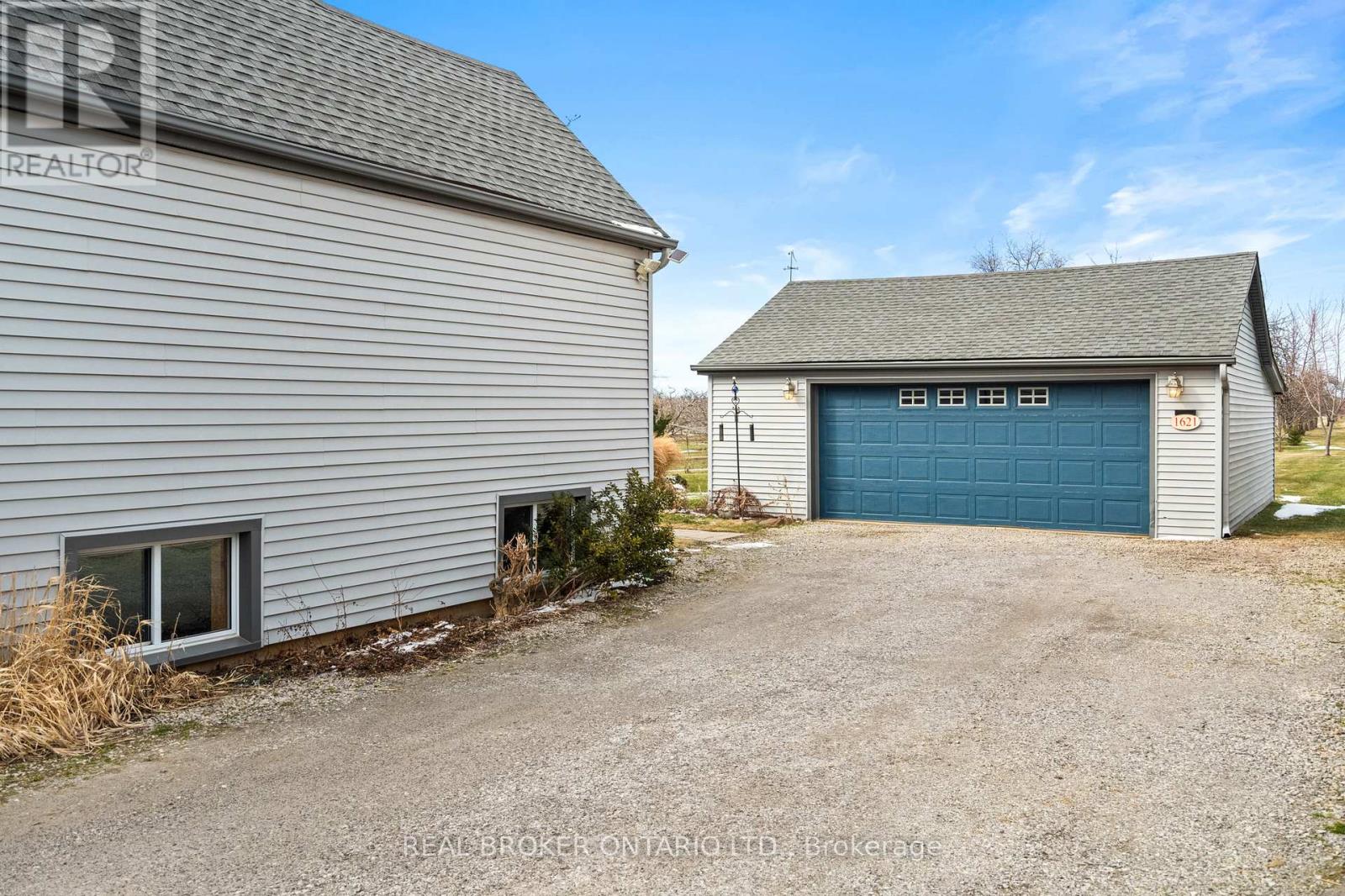 1621 Second Avenue, St. Catharines (Rural Fourth), Ontario  L2R 6P9 - Photo 28 - X12902092