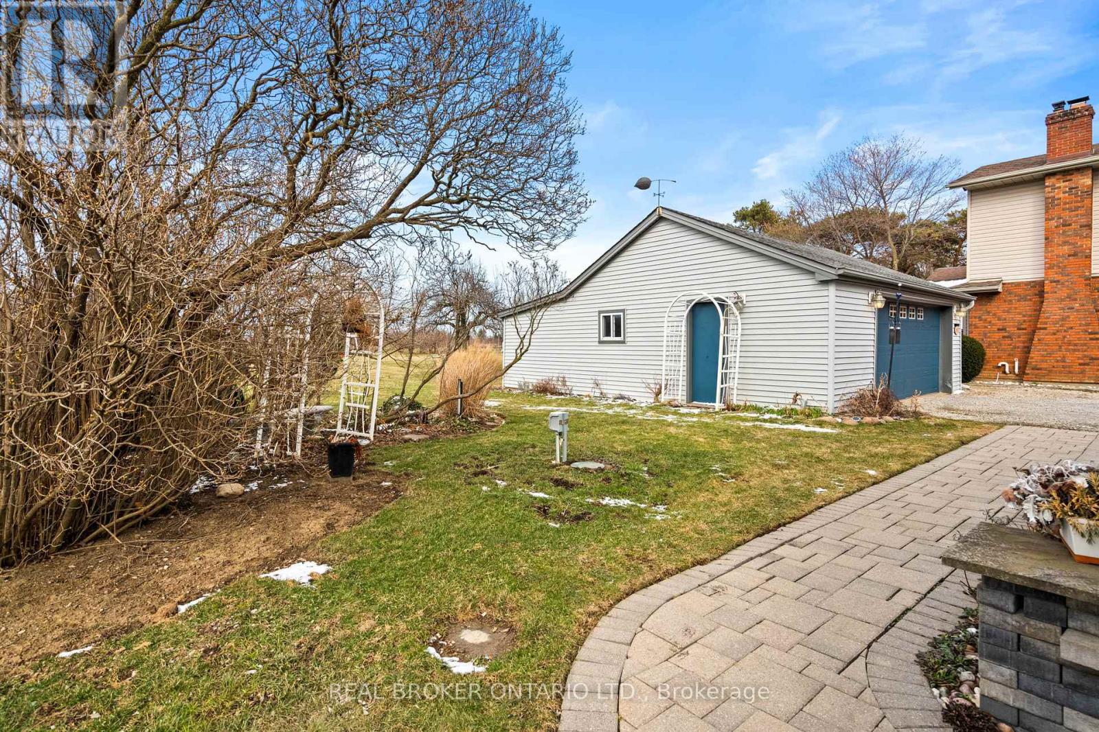 1621 Second Avenue, St. Catharines (Rural Fourth), Ontario  L2R 6P9 - Photo 34 - X12902092