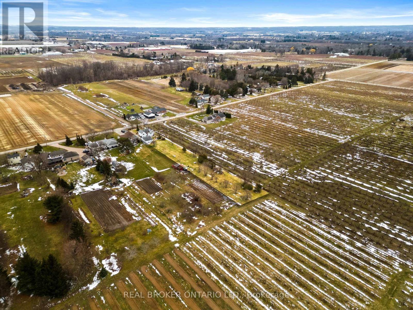 1621 Second Avenue, St. Catharines (Rural Fourth), Ontario  L2R 6P9 - Photo 39 - X12902092
