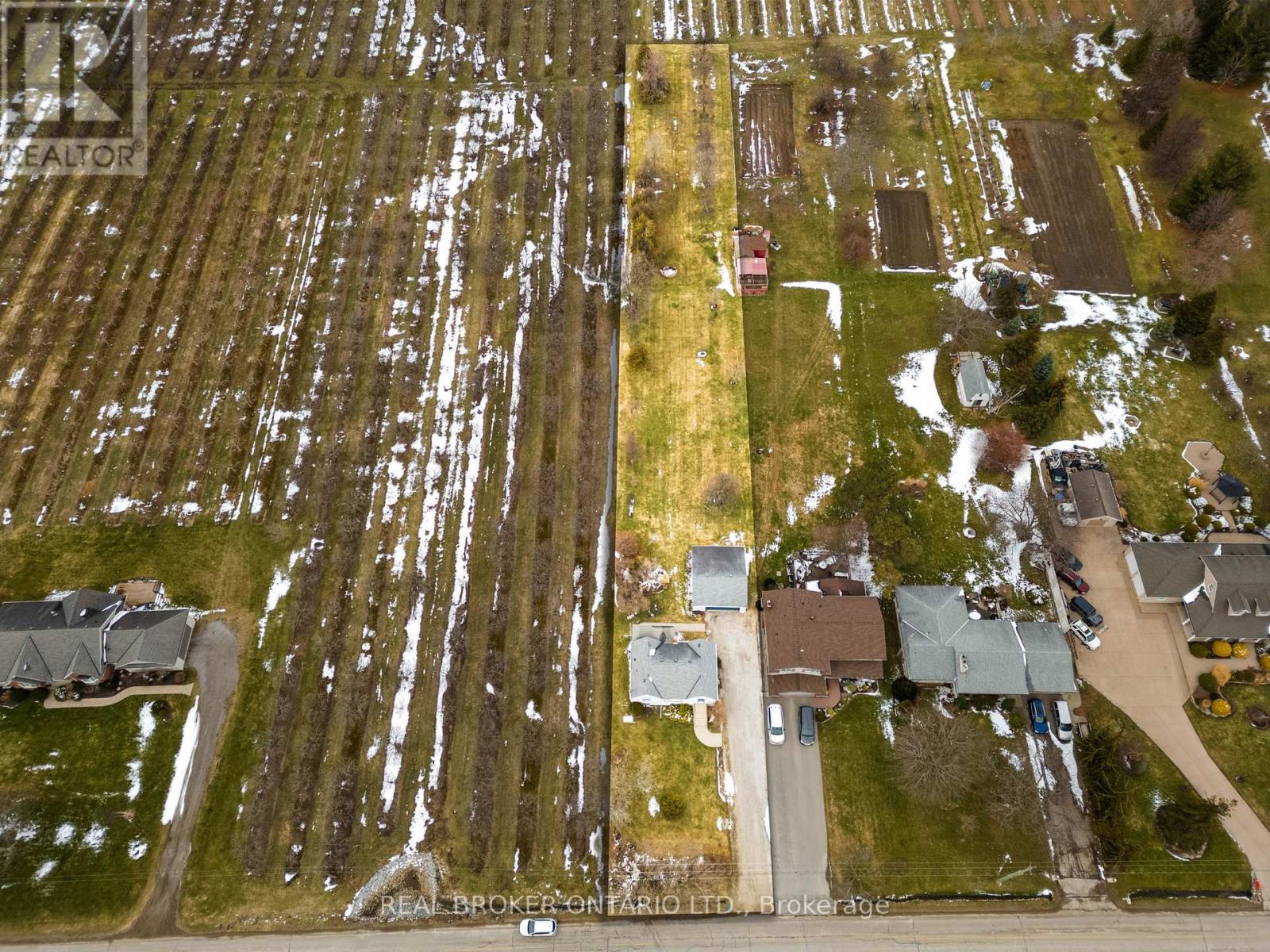 1621 Second Avenue, St. Catharines (Rural Fourth), Ontario  L2R 6P9 - Photo 41 - X12902092