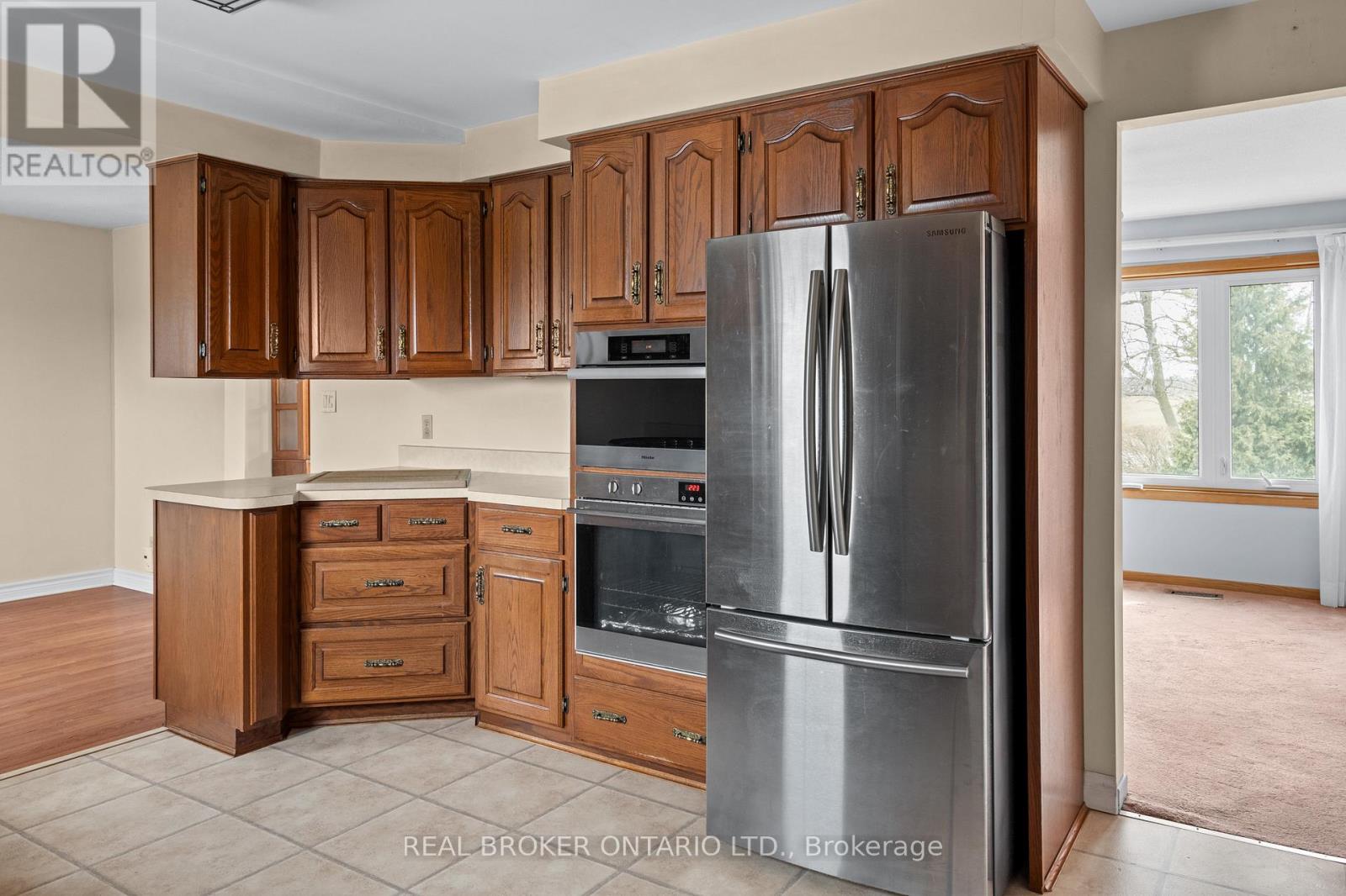 1621 Second Avenue, St. Catharines (Rural Fourth), Ontario  L2R 6P9 - Photo 9 - X12902092