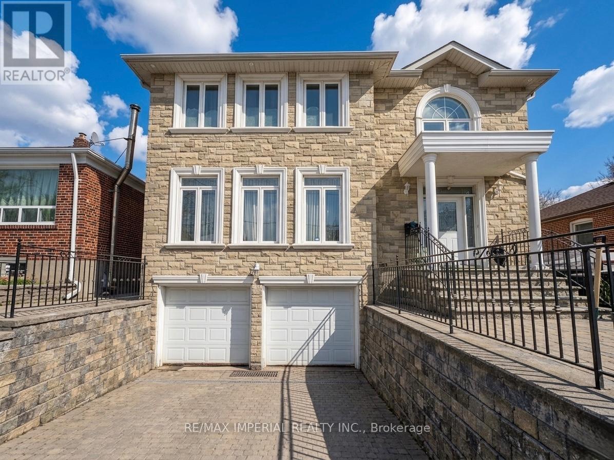 185 PEMBERTON AVENUE, toronto (newtonbrook east), Ontario