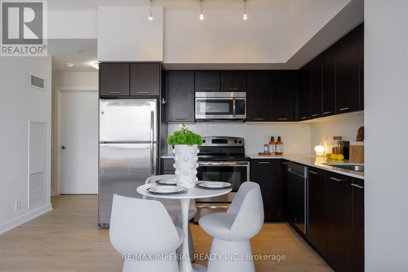 2604 - 2220 Lake Shore Boulevard W, Toronto, Ontario  M8V 0C1 - Photo 7 - W12902086