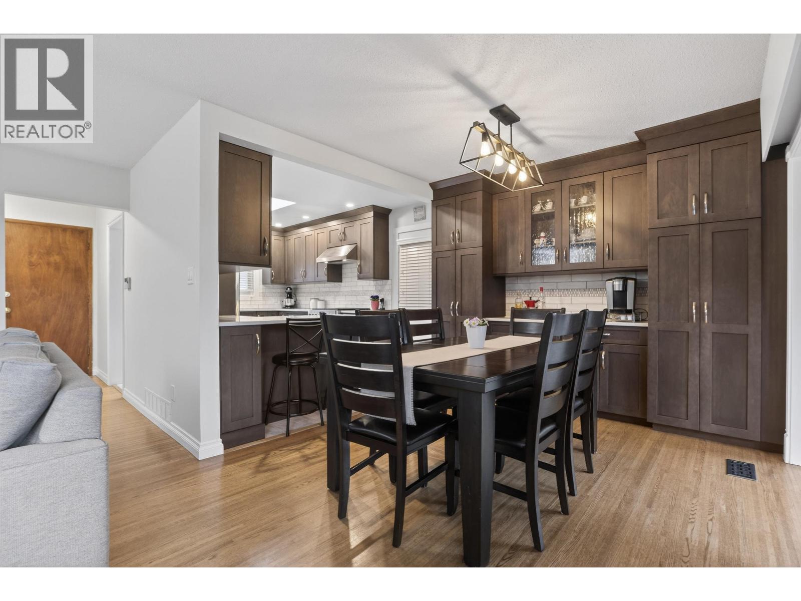 820 Ballantrae Court, Port Moody, British Columbia  V3H 1A8 - Photo 9 - R3101344