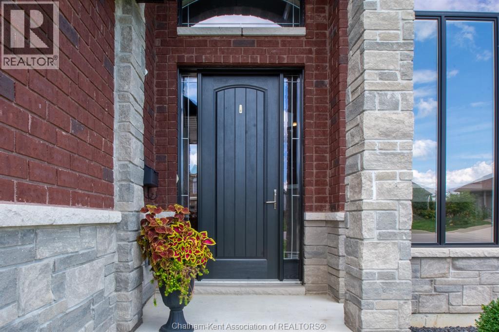 64 Valencia Drive, Chatham, Ontario  N7L 0G3 - Photo 4 - 26005775