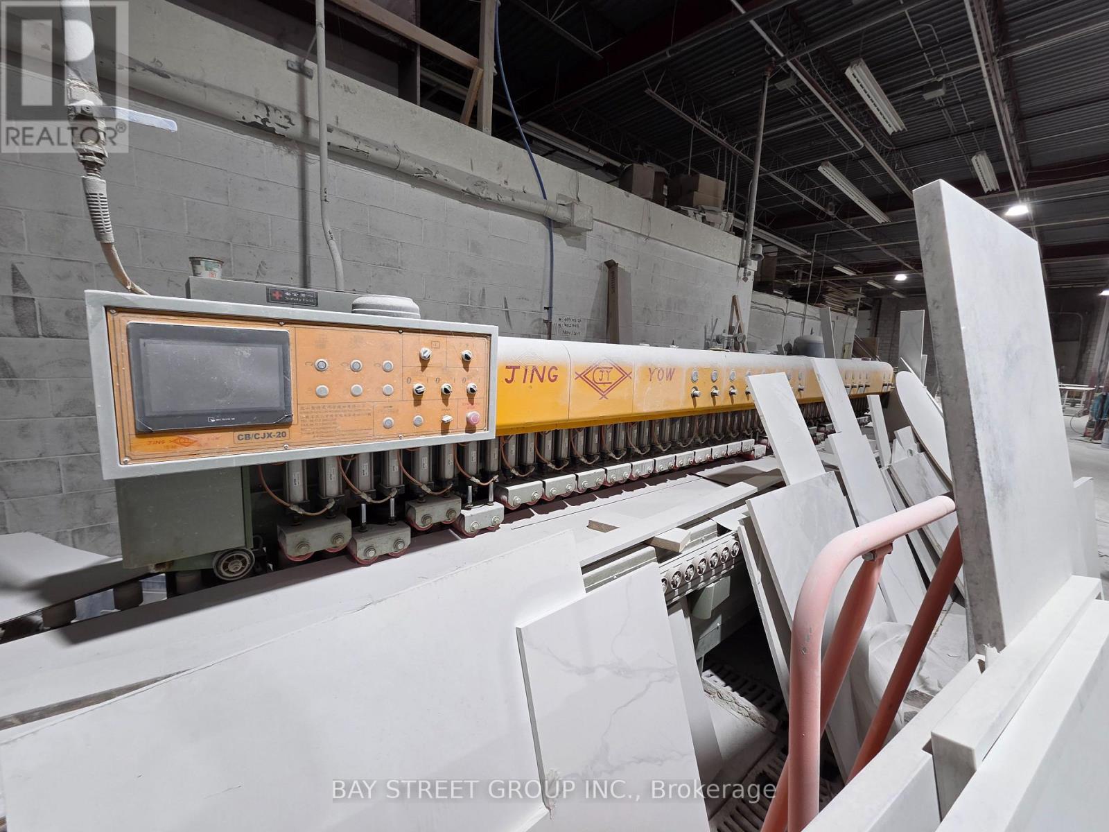 B- 16 East Wilmot Street, Richmond Hill, Ontario  L4B 1C8 - Photo 16 - N12899410