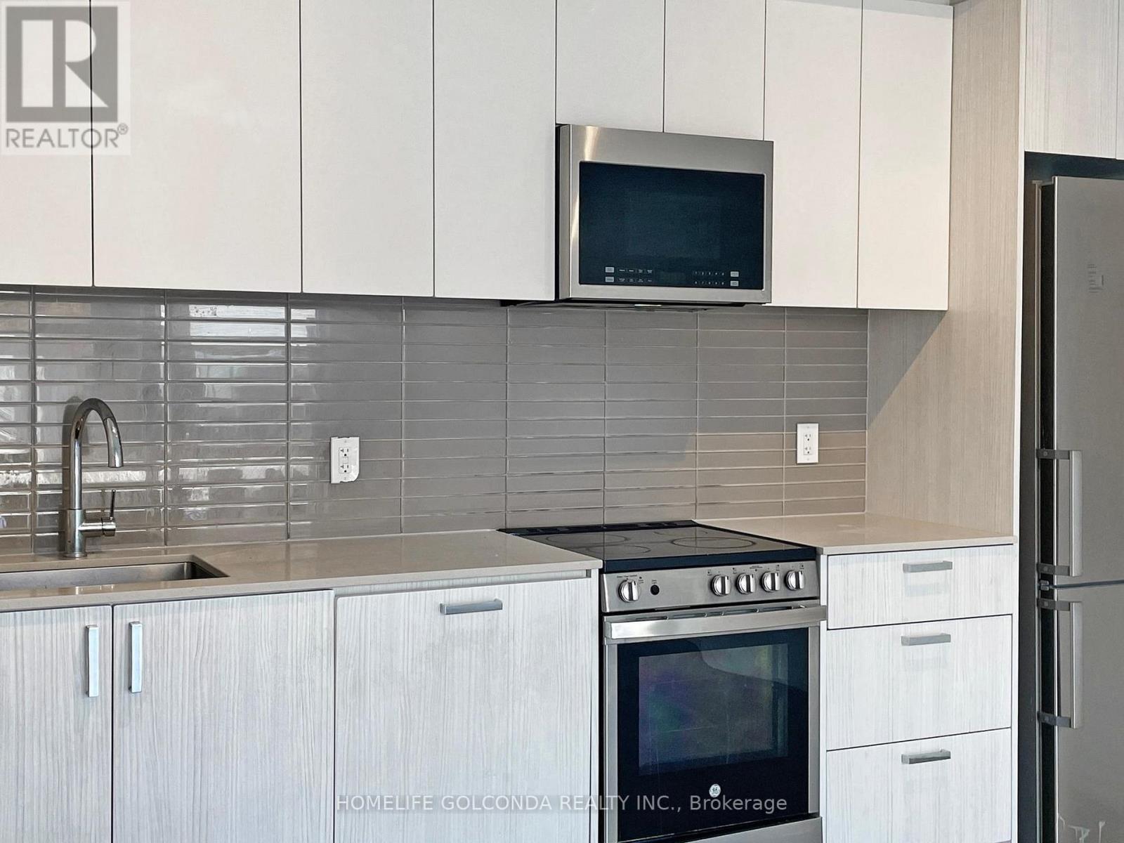 107 - 117 Ford Street S, Toronto, Ontario  M6N 3A2 - Photo 14 - W12897536