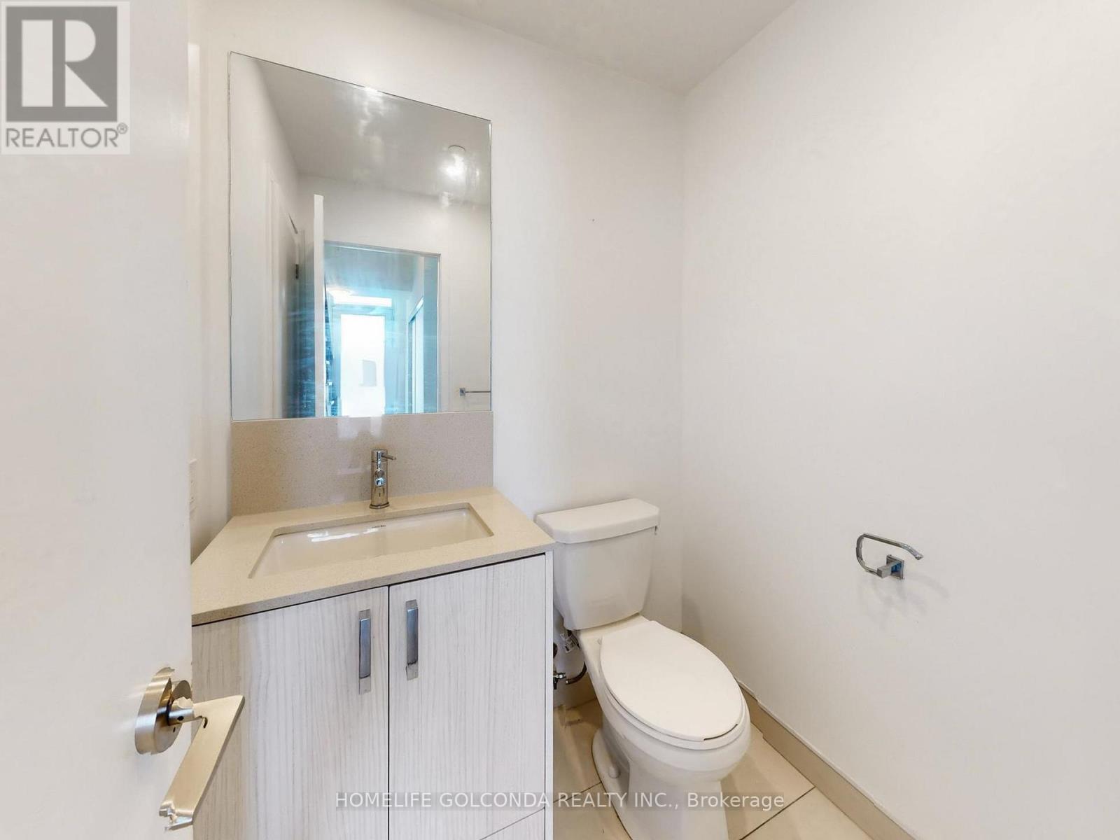 107 - 117 Ford Street S, Toronto, Ontario  M6N 3A2 - Photo 17 - W12897536
